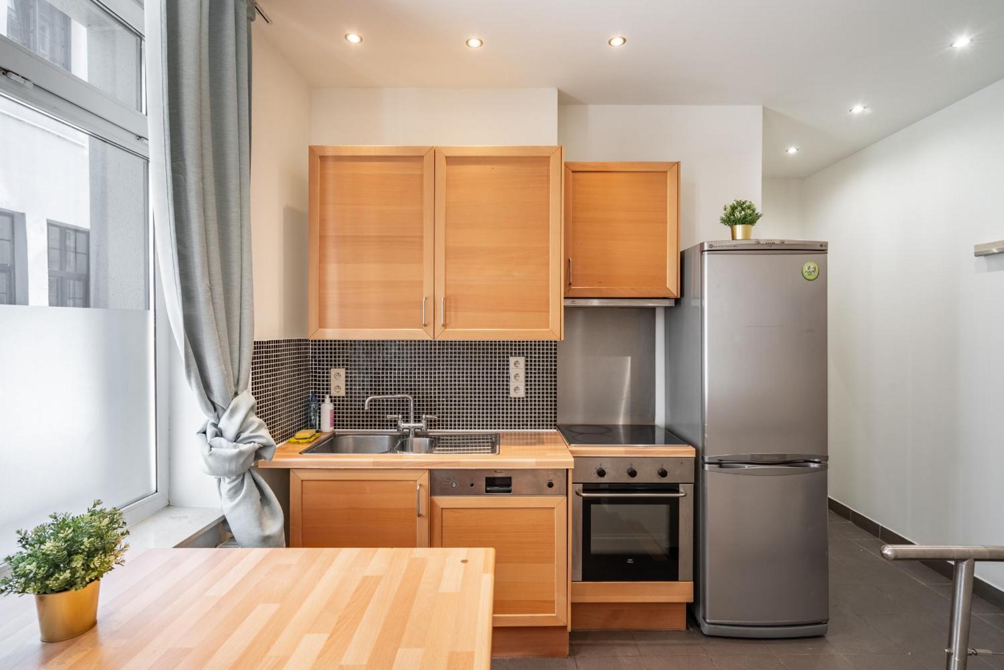 Authentic Apartments In The Center Of 안트베르펜 외부 사진